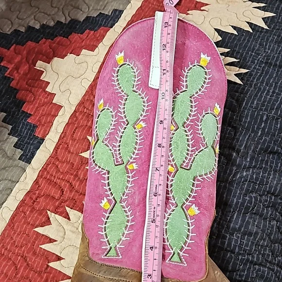 MACIE BEAN Boots Pink Cactus sz 8 NWOT - Picture 6 of 9